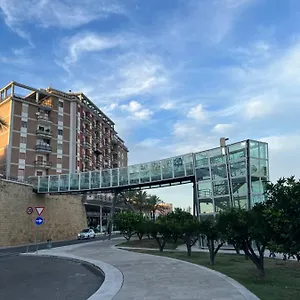 Il Ponte Di Vetro House Appartamento Brindisi